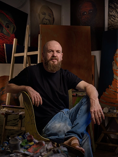 Retrato do artista visual Ivaan Hansen
